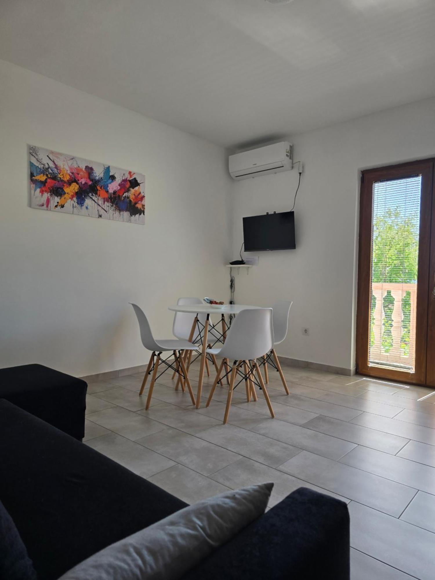 Apartment Ante And Dijana Starigrad Paklenica Ngoại thất bức ảnh